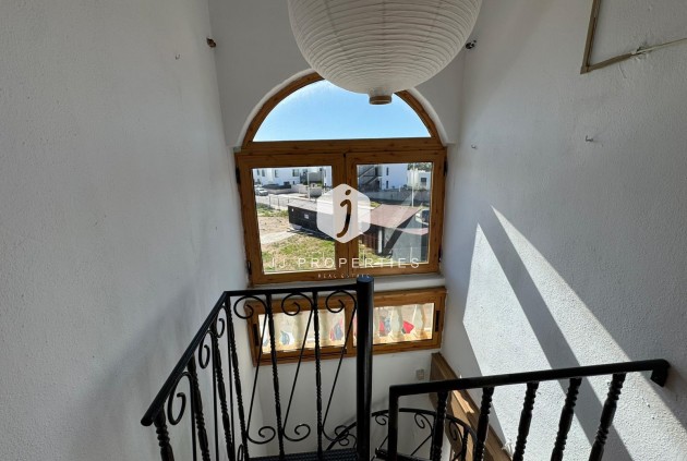 Resale - Bungalow -
Torrevieja - Costa Blanca