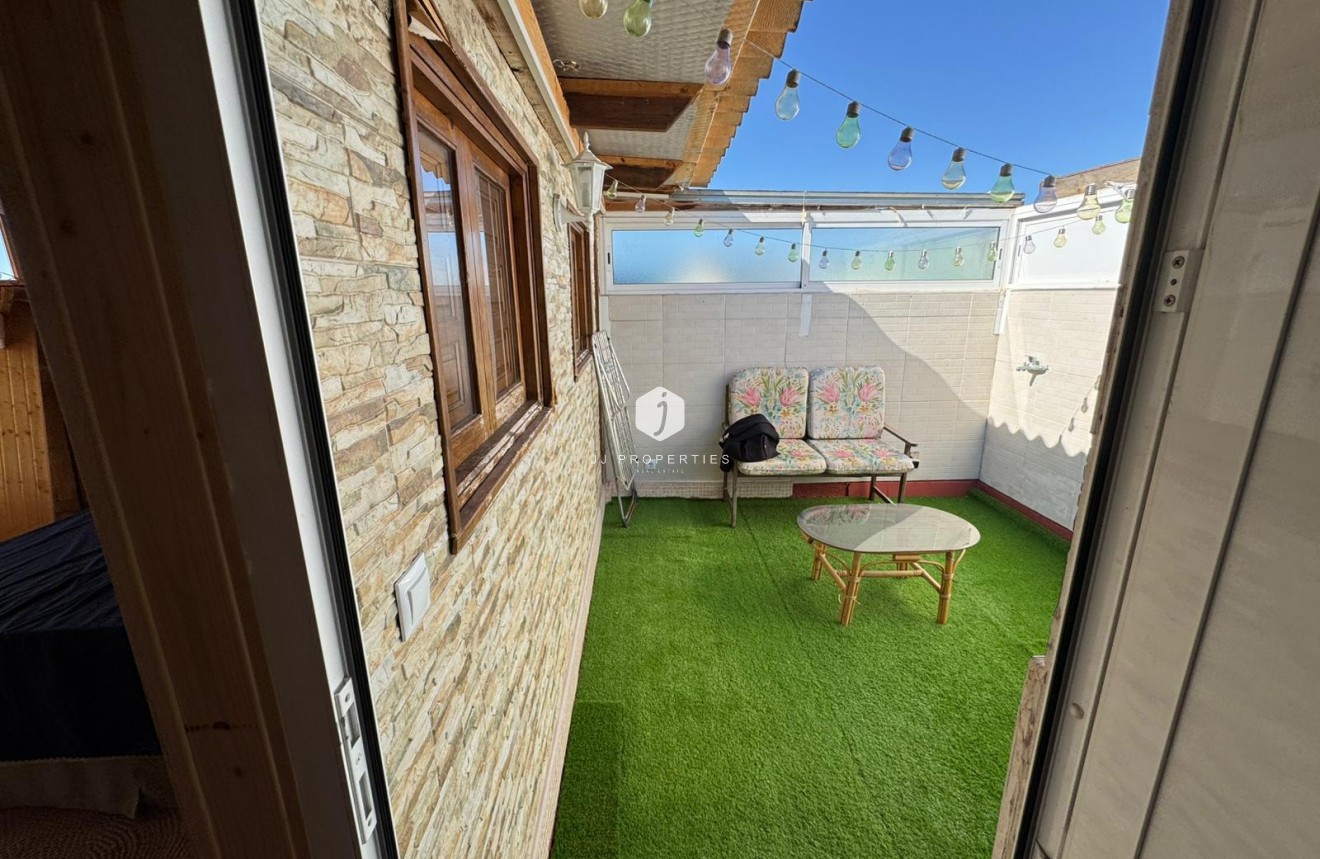 Resale - Bungalow -
Torrevieja - Costa Blanca