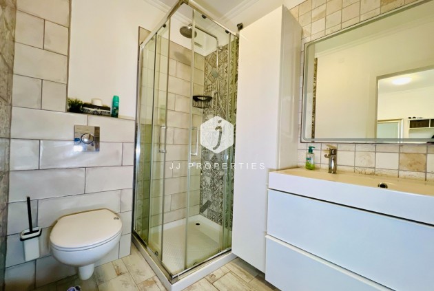 Segunda mano - Apartamento / piso -
Torrevieja - Miramar - Torre Del Moro