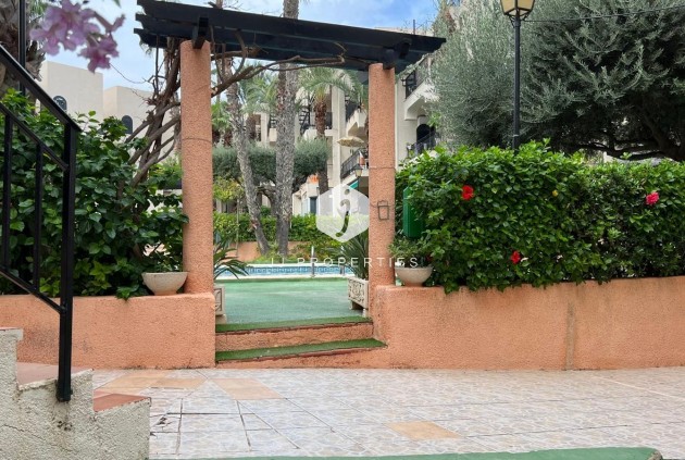 Segunda mano - Apartamento / piso -
Torrevieja - Miramar - Torre Del Moro