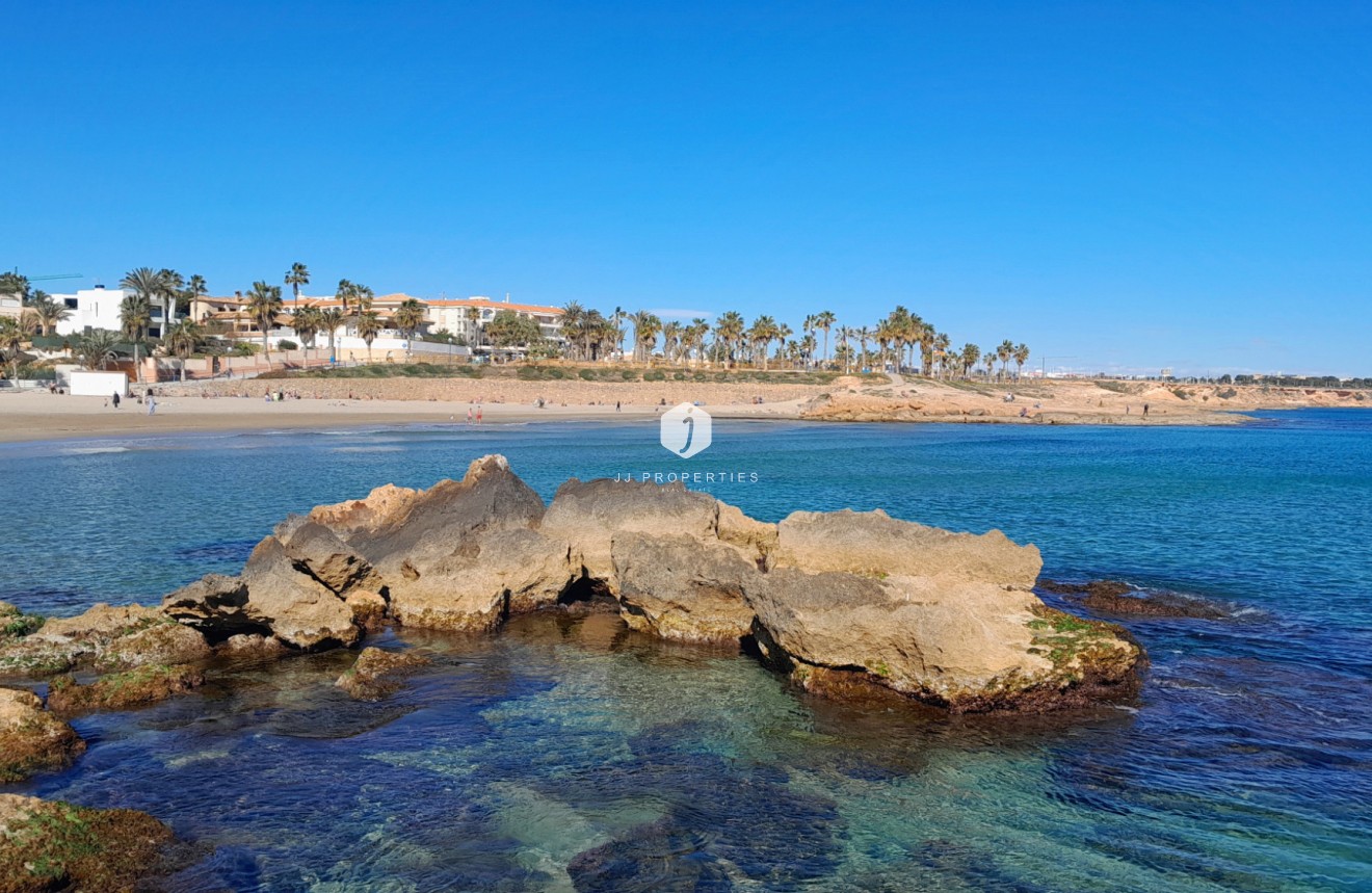 Resale - Apartment / flat -
Playa Flamenca - Costa Blanca