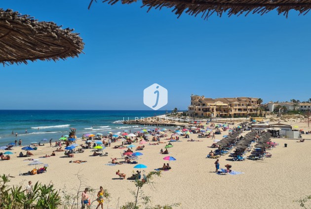 Resale - Apartment / flat -
Playa Flamenca - Costa Blanca