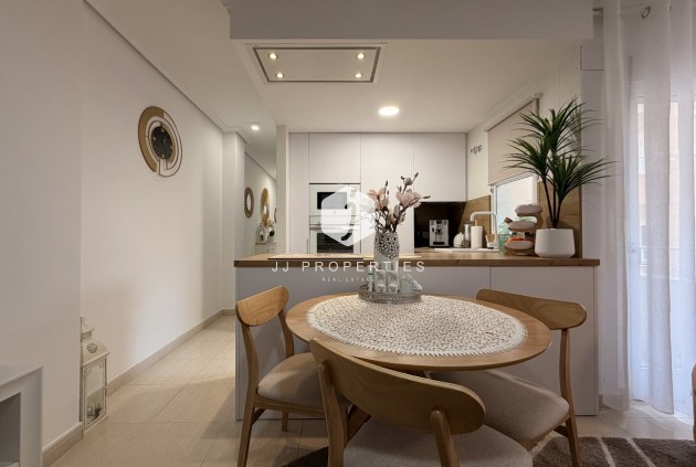 Segunda mano - Apartamento / piso -
Torrevieja - Costa Blanca