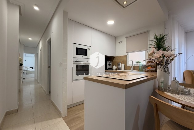 Segunda mano - Apartamento / piso -
Torrevieja - Costa Blanca