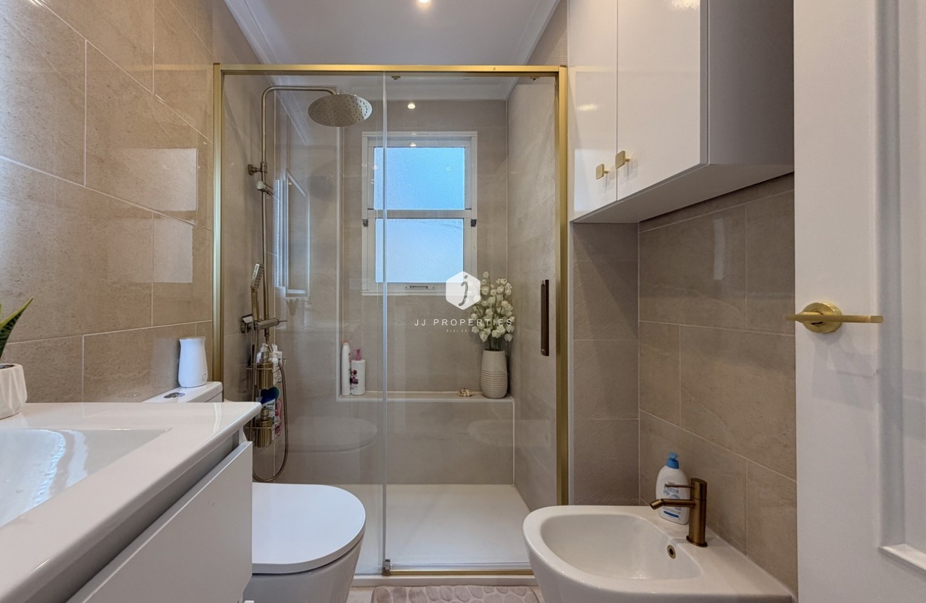 Segunda mano - Apartamento / piso -
Torrevieja - Costa Blanca