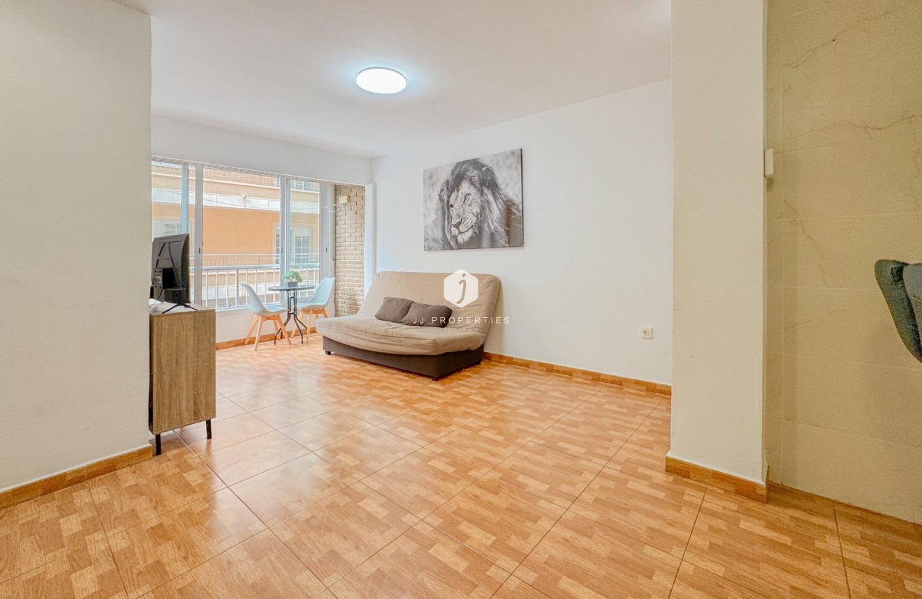 D'occasion - Appartement -
Torrevieja - La Mata Pueblo