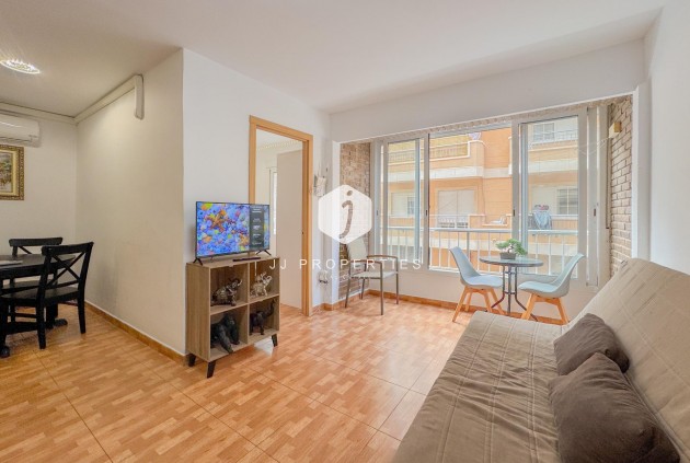 D'occasion - Appartement -
Torrevieja - La Mata Pueblo