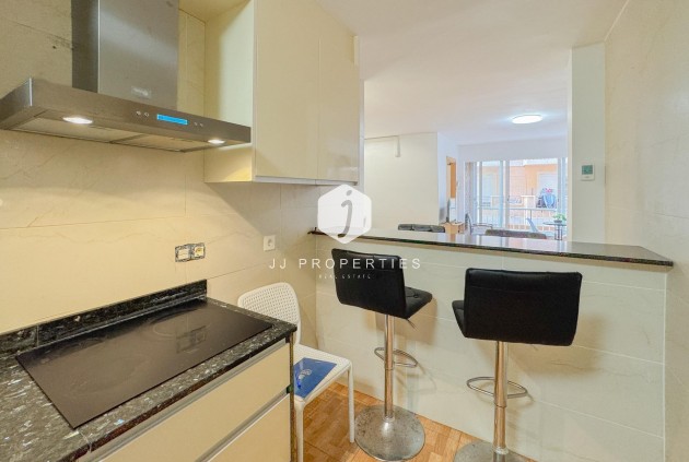 D'occasion - Appartement -
Torrevieja - La Mata Pueblo