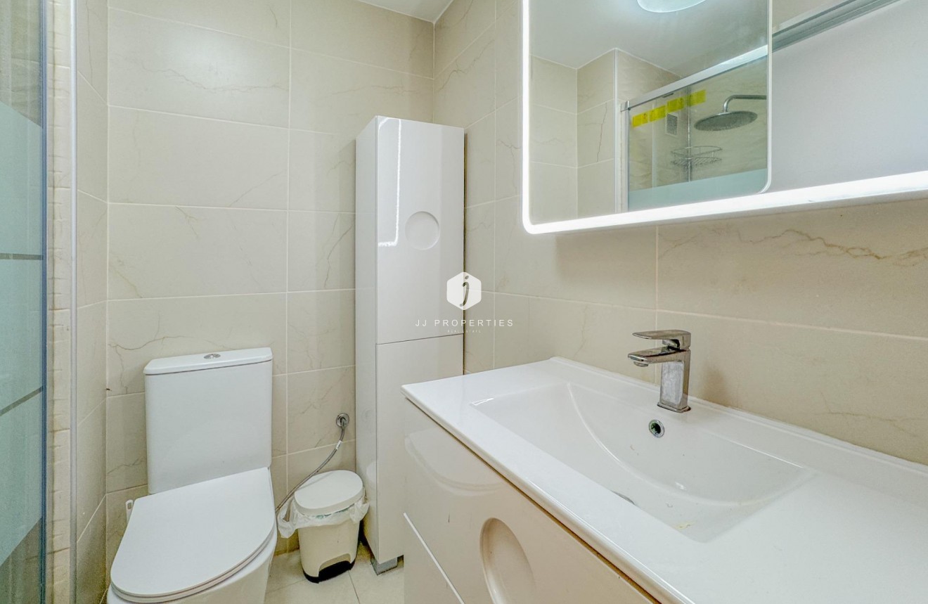 D'occasion - Appartement -
Torrevieja - La Mata Pueblo