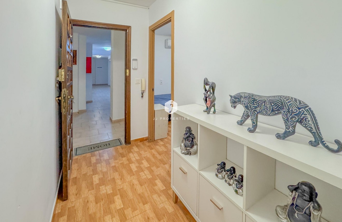 D'occasion - Appartement -
Torrevieja - La Mata Pueblo