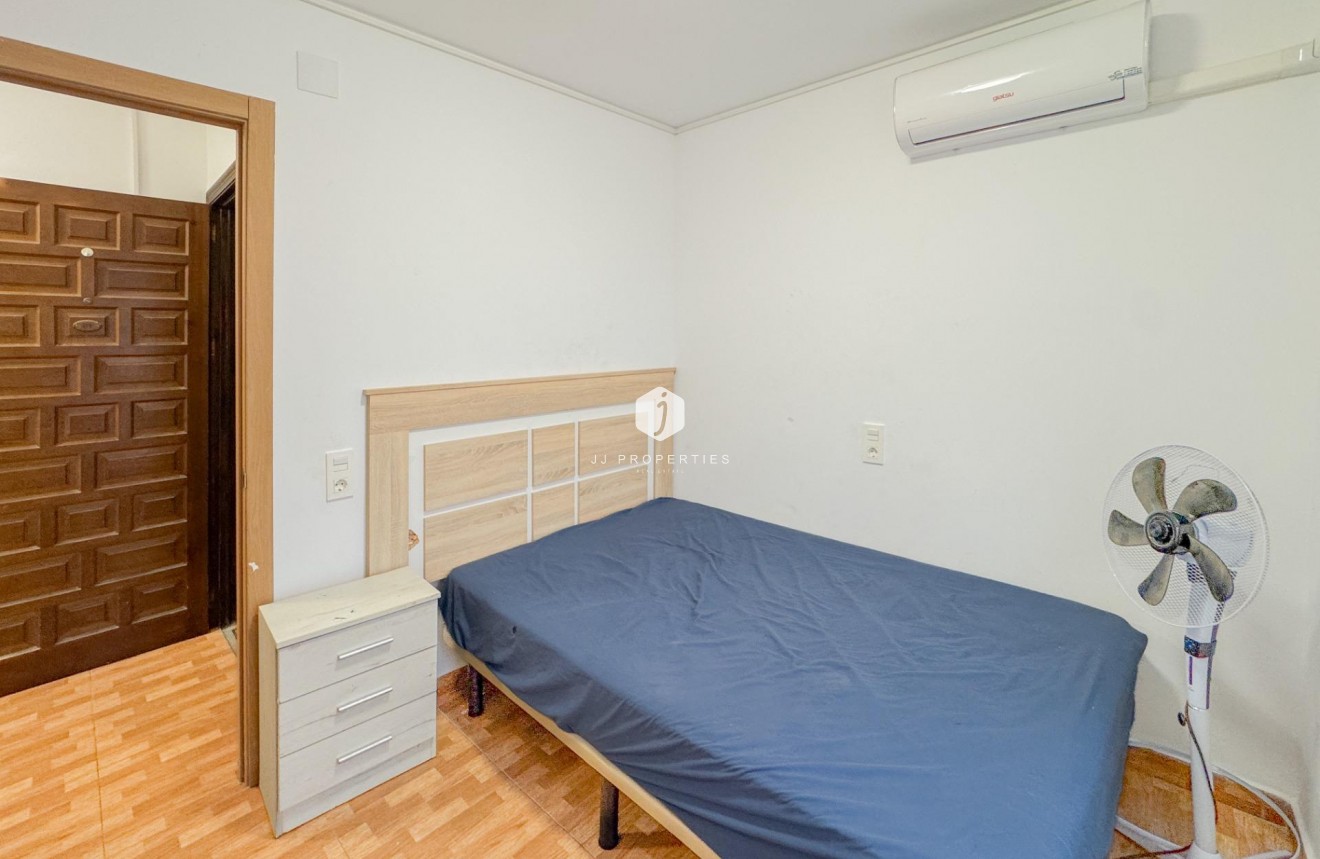 D'occasion - Appartement -
Torrevieja - La Mata Pueblo