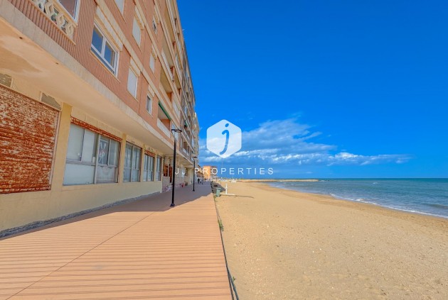 D'occasion - Appartement -
Torrevieja - La Mata Pueblo