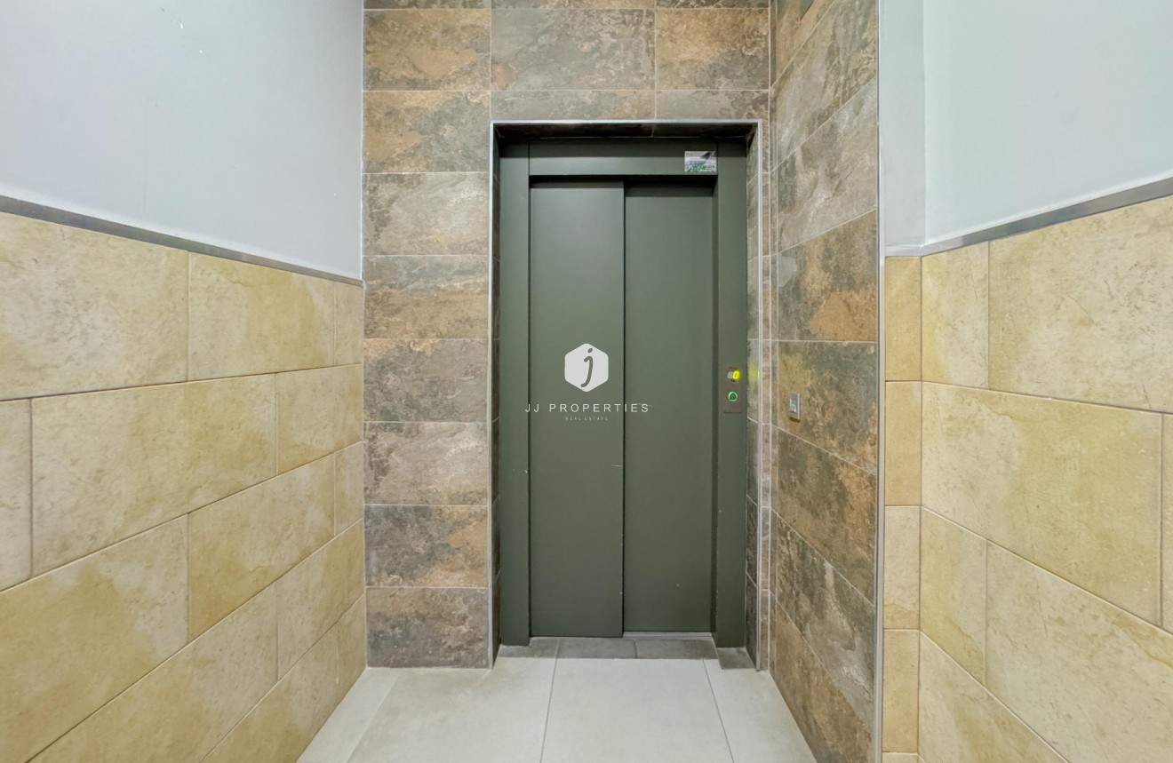 D'occasion - Appartement -
Torrevieja - La Mata Pueblo