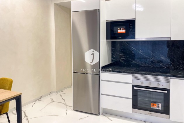 Resale - Apartment / flat -
Torrevieja - Playa del Cura