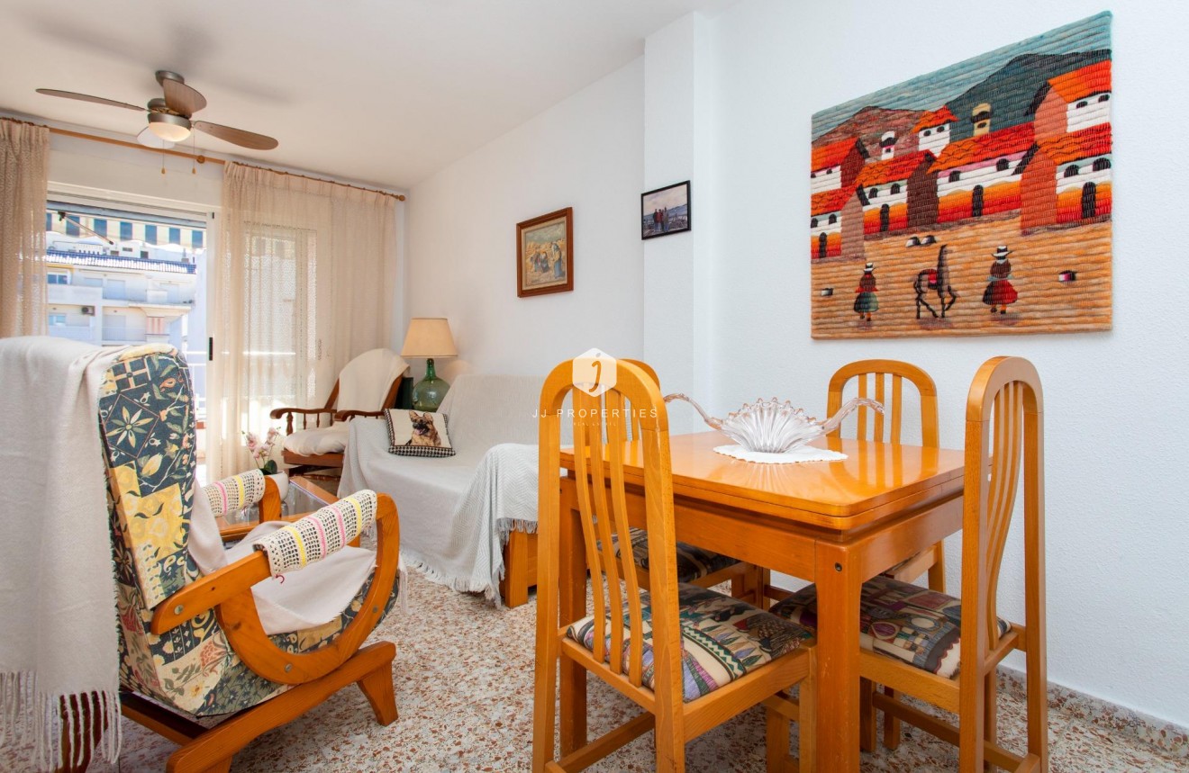 Resale - Penthouse -
Torrevieja - Playa del Cura