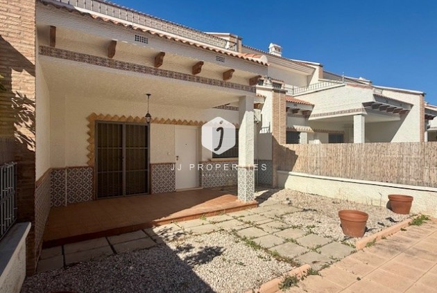 Resale - Chalet -
San Miguel de Salinas - Inland