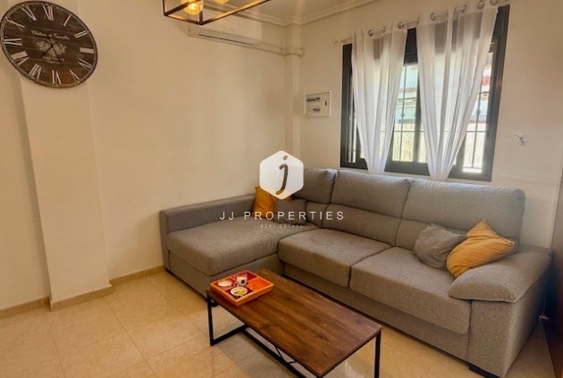 Resale - Chalet -
San Miguel de Salinas - Inland