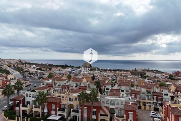 Resale - Chalet -
Torrevieja - aguas nuevas