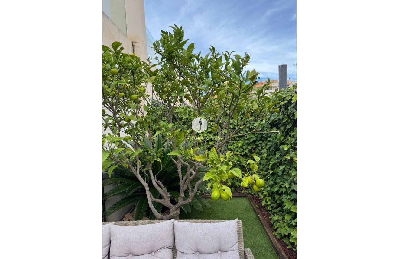 Aus zweiter Hand - Chalet -
Torrevieja - Punta prima