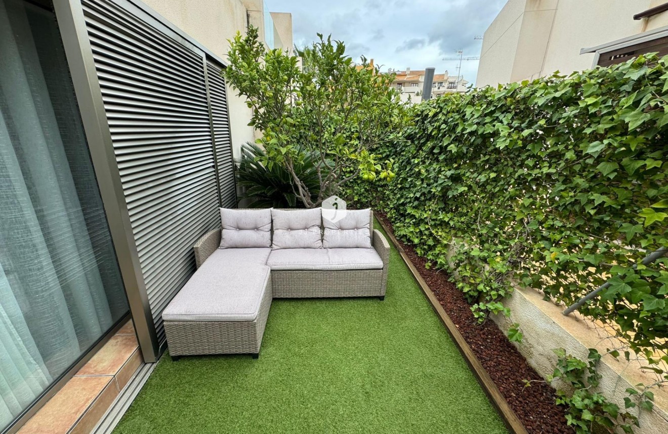 Aus zweiter Hand - Chalet -
Torrevieja - Punta prima