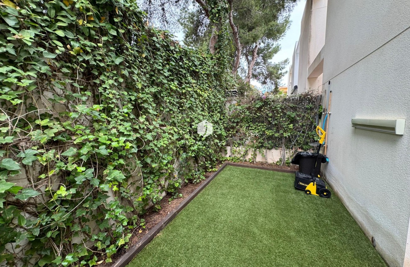 Aus zweiter Hand - Chalet -
Torrevieja - Punta prima