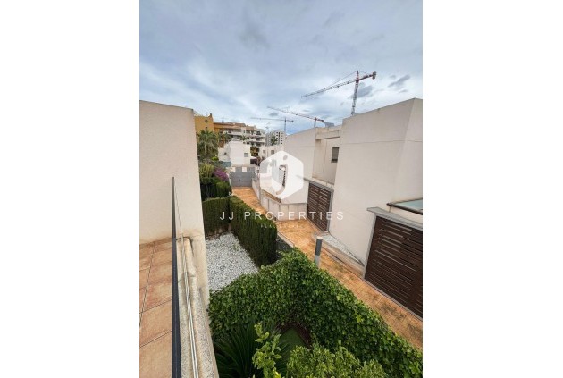 Aus zweiter Hand - Chalet -
Torrevieja - Punta prima