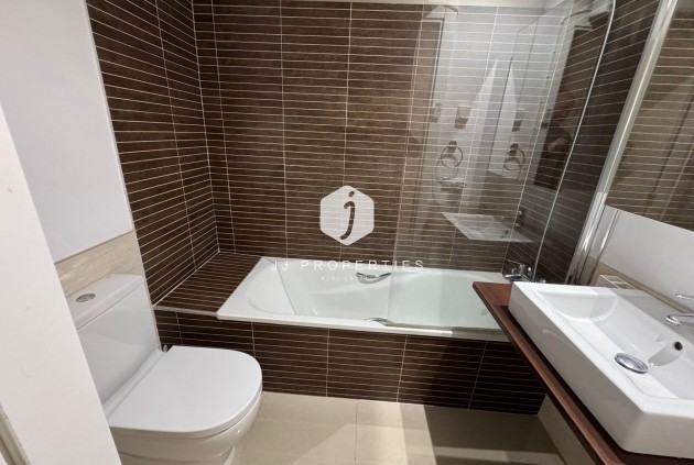 Aus zweiter Hand - Chalet -
Torrevieja - Punta prima