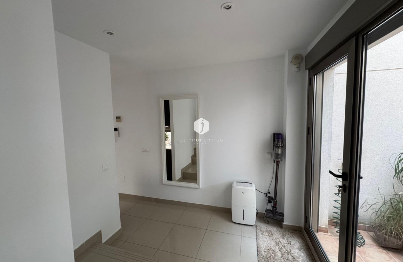 Aus zweiter Hand - Chalet -
Torrevieja - Punta prima