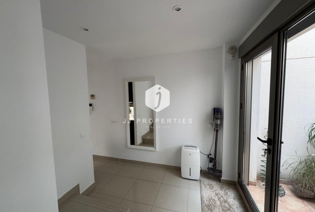 Aus zweiter Hand - Chalet -
Torrevieja - Punta prima