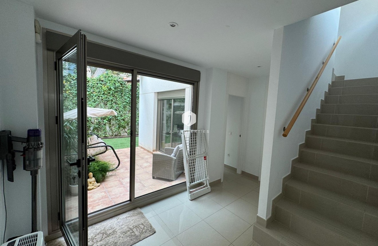 Aus zweiter Hand - Chalet -
Torrevieja - Punta prima