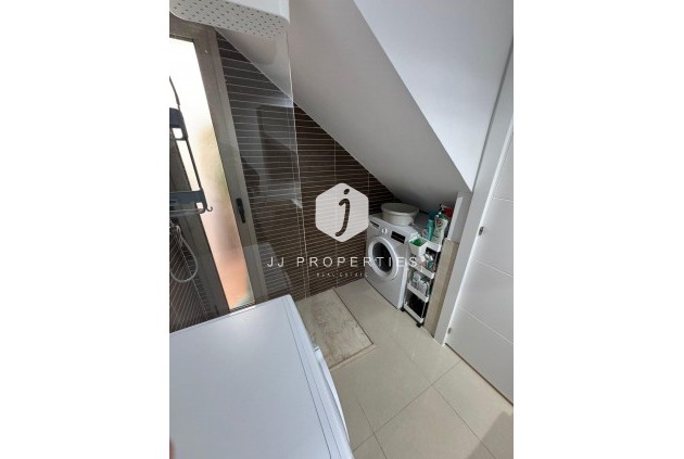 Aus zweiter Hand - Chalet -
Torrevieja - Punta prima