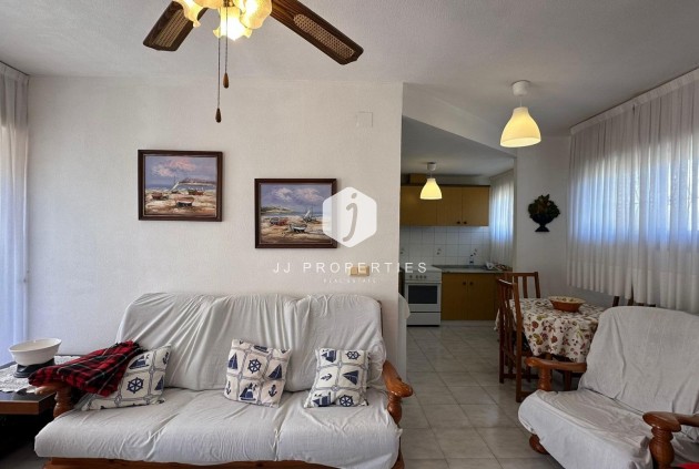 Aus zweiter Hand - Penthouse -
Torrevieja - Estacion de autobuses