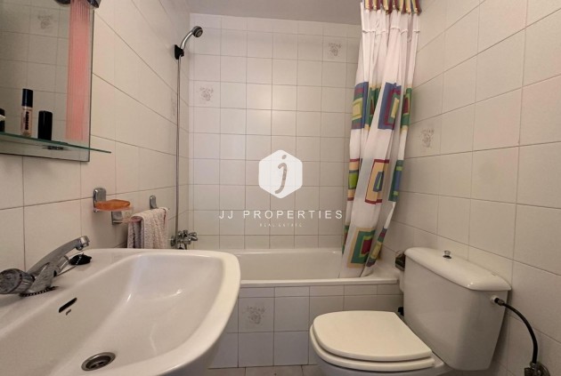 Aus zweiter Hand - Penthouse -
Torrevieja - Estacion de autobuses