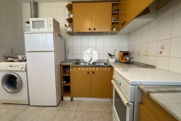 Aus zweiter Hand - Penthouse -
Torrevieja - Estacion de autobuses