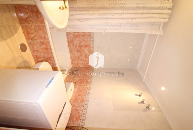 D'occasion - Appartement -
Torrevieja - Centro