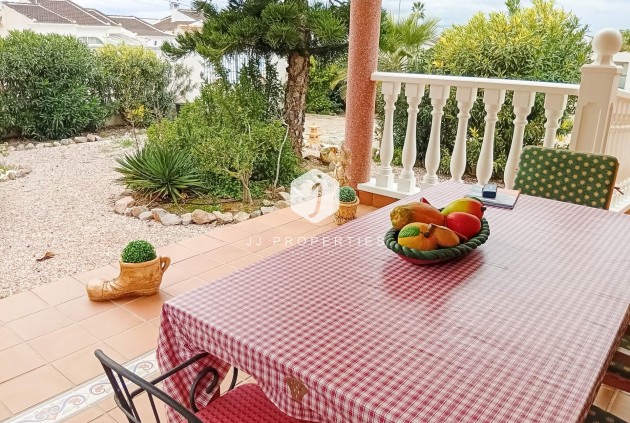 Aus zweiter Hand - Villa -
Torrevieja - La Siesta - El Salado - Torreta