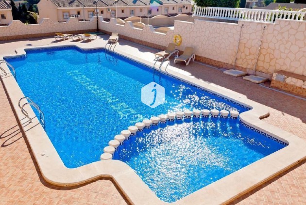 Resale - Villa -
Los Altos - Costa Blanca