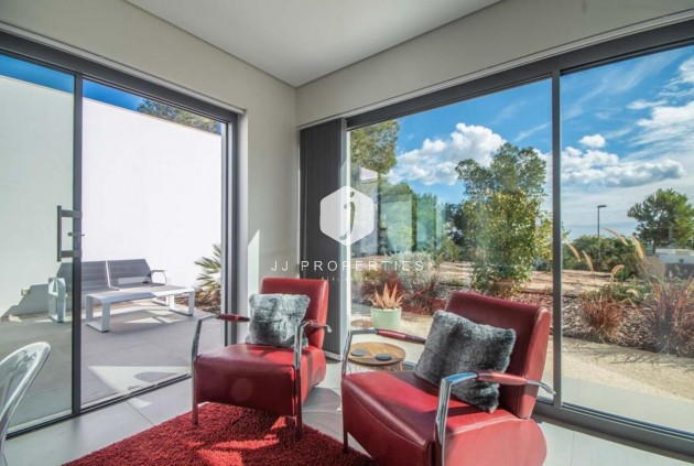 Aus zweiter Hand - Villa -
Orihuela Costa - Costa Blanca