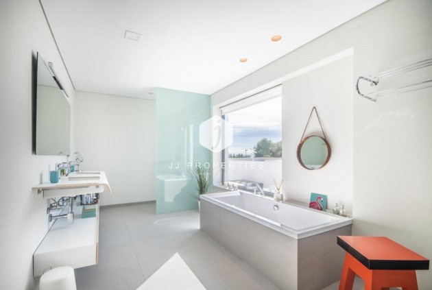 Aus zweiter Hand - Villa -
Orihuela Costa - Costa Blanca