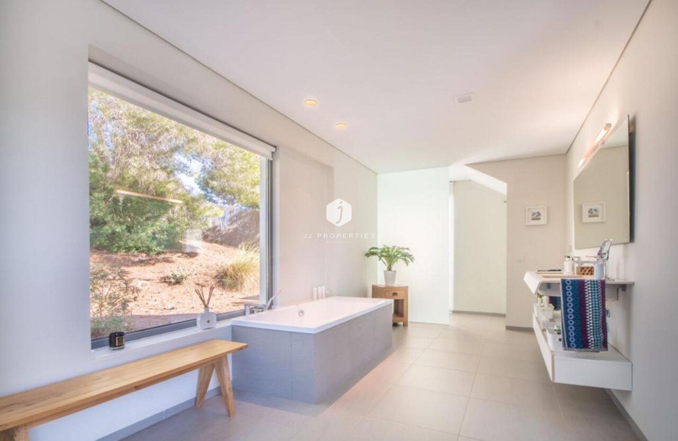 Aus zweiter Hand - Villa -
Orihuela Costa - Costa Blanca