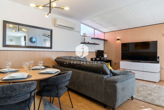 Z drugiej ręki - Szalet -
Orihuela Costa - Costa Blanca