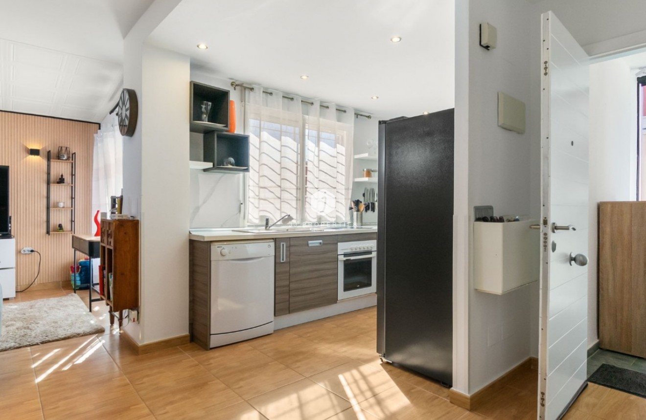 Z drugiej ręki - Szalet -
Orihuela Costa - Costa Blanca