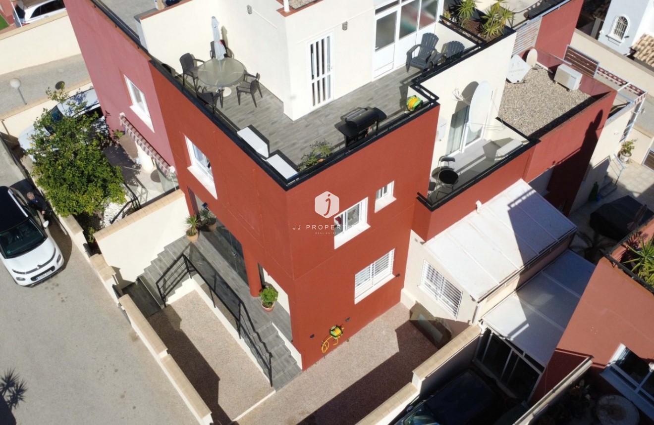 Z drugiej ręki - Szalet -
Orihuela Costa - Costa Blanca