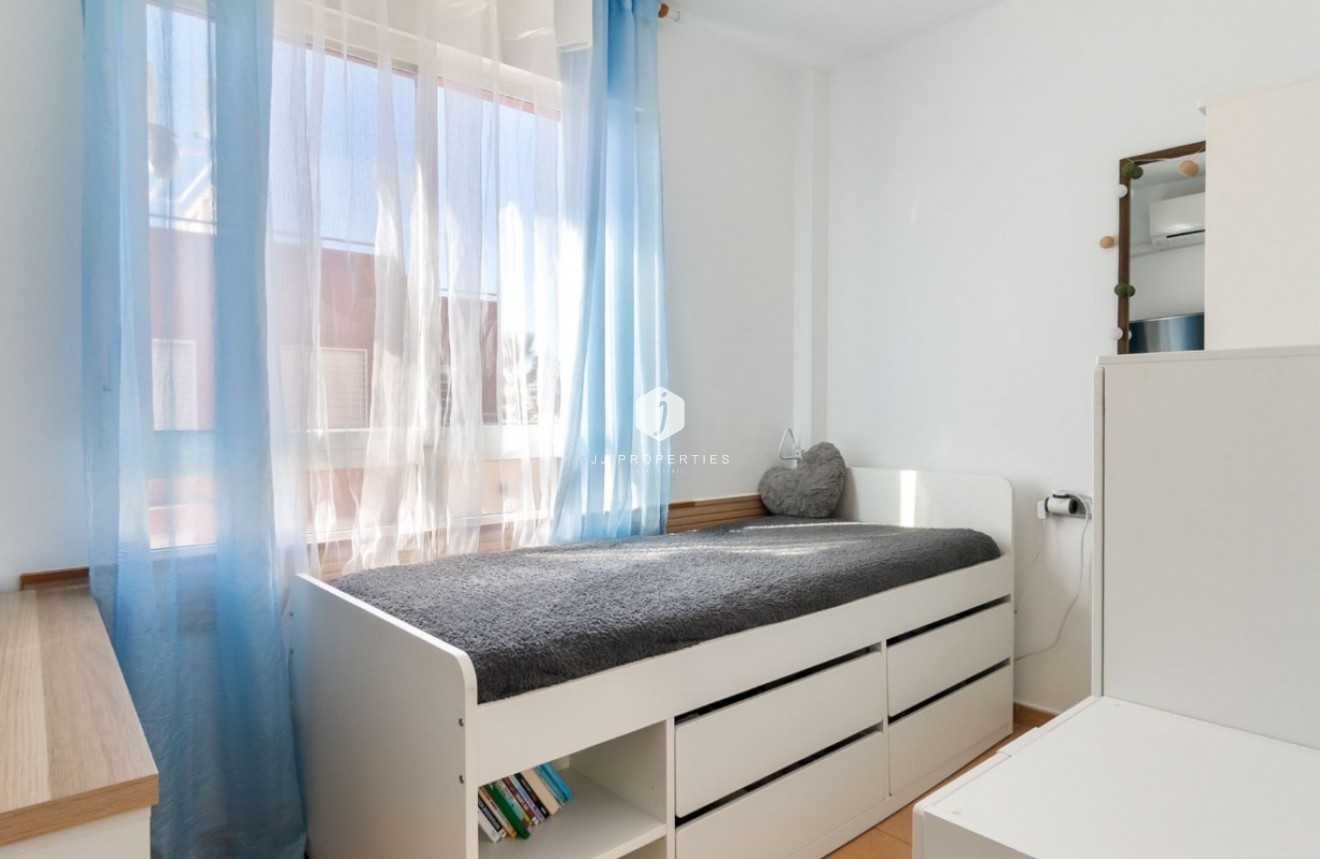 Z drugiej ręki - Szalet -
Orihuela Costa - Costa Blanca