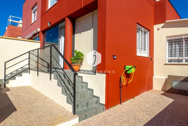 Z drugiej ręki - Szalet -
Orihuela Costa - Costa Blanca