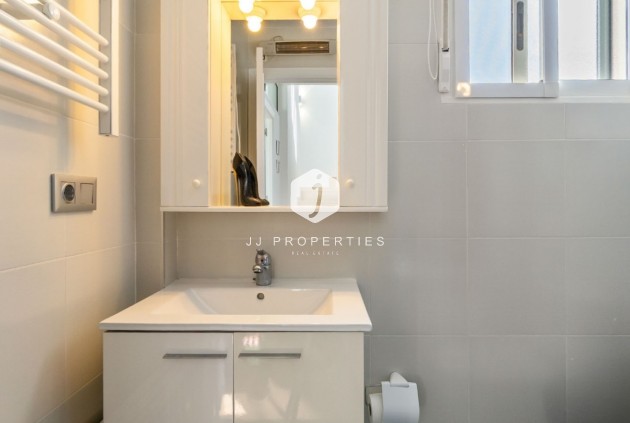 Z drugiej ręki - Szalet -
Orihuela Costa - Costa Blanca