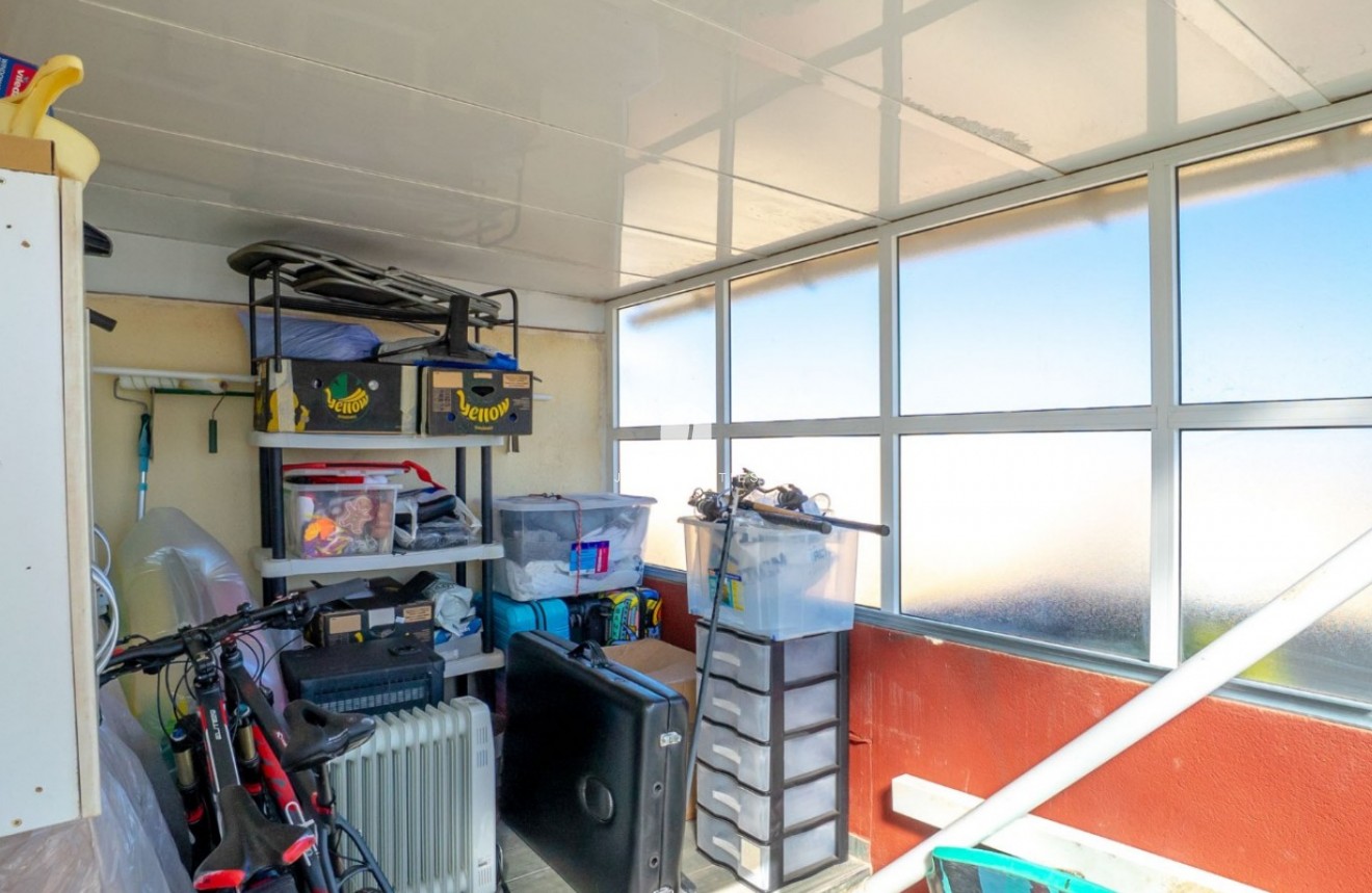 Z drugiej ręki - Szalet -
Orihuela Costa - Costa Blanca