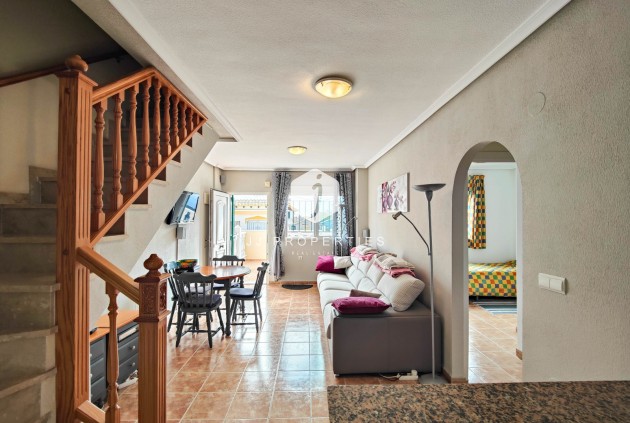 Z drugiej ręki - Szalet -
Orihuela Costa - Costa Blanca