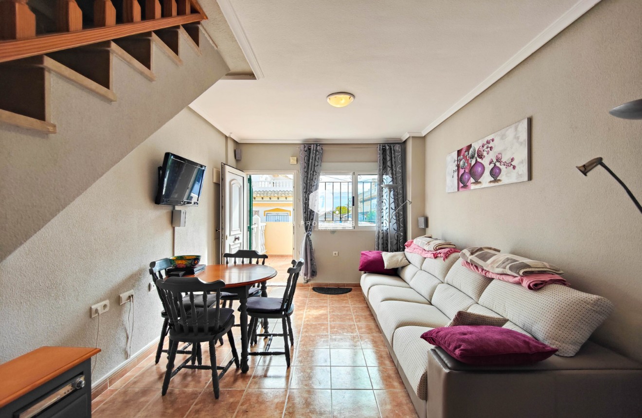 Z drugiej ręki - Szalet -
Orihuela Costa - Costa Blanca