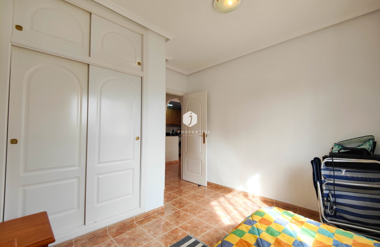 Z drugiej ręki - Szalet -
Orihuela Costa - Costa Blanca